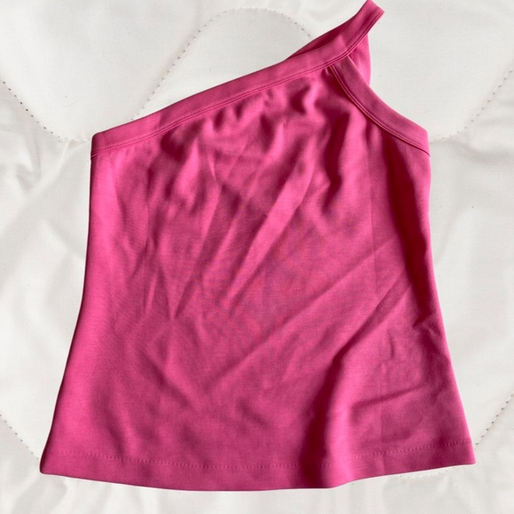 COUNTRY ROAD bubblegum pink one shoulder top, size L. - Picture 4 of 11